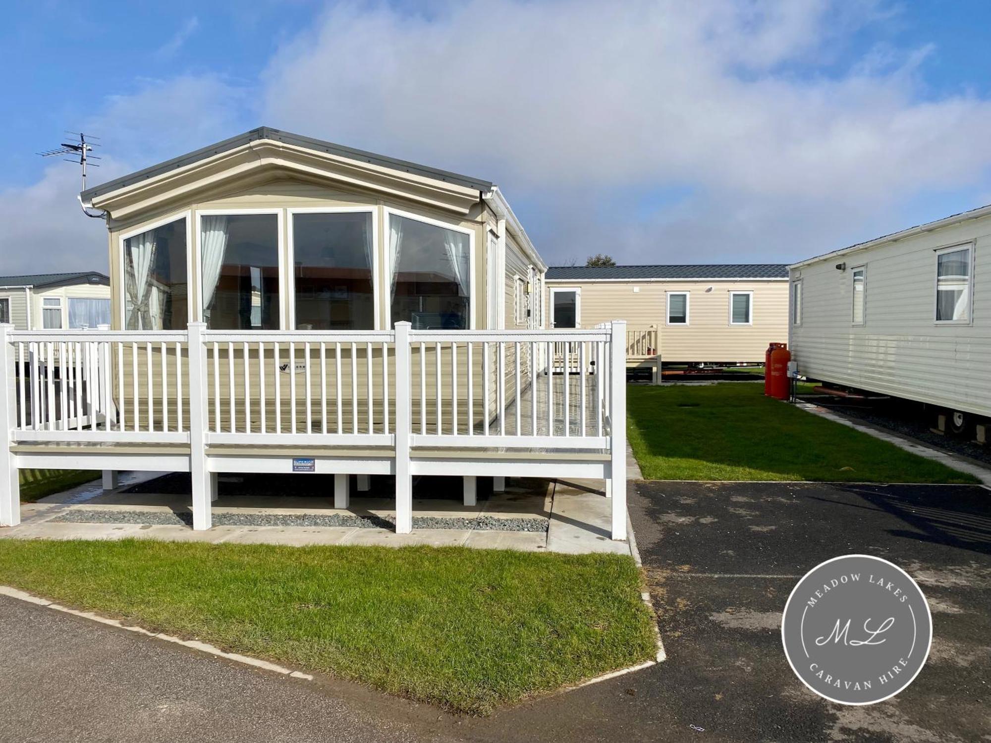 צ'אפל סנט לאונרדס Palm Grove 132 - Pet Friendly, Wifi, Central Heating, Close To Shops And Beach - Meadow Lakes Caravan & Lodge Hire מראה חיצוני תמונה